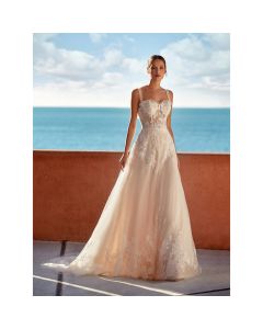 Vestido Estilo a Tul con ENCAJE