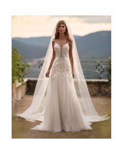 Vestido Estilo a TUL, Encaje y Pedrería