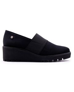 Zapato Cerrado Básico Cuña