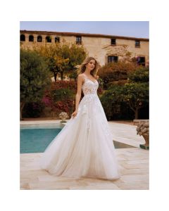 Vestido Estilo a TUL,ENCAJE y Pedrería