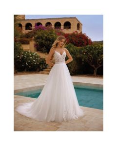 Vestido Estilo a Tul y Encaje