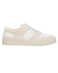 Tenis