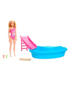 Barbie Alberca con Muñeca