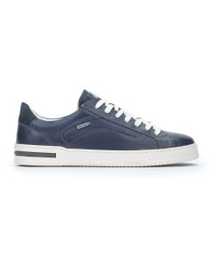 Tenis