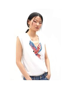 Blusa Camiseta Detalle Pájaro Pedrería