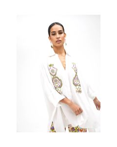 Blusa Camisa Corta con Manga Embroidery en Pechera
