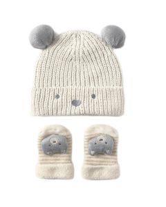 Set de Gorro y Calcetines