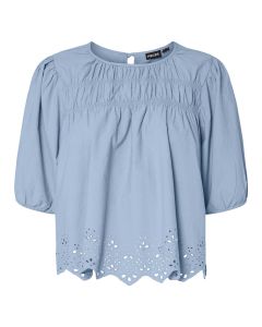 Blusa Corte Regular con Detalles